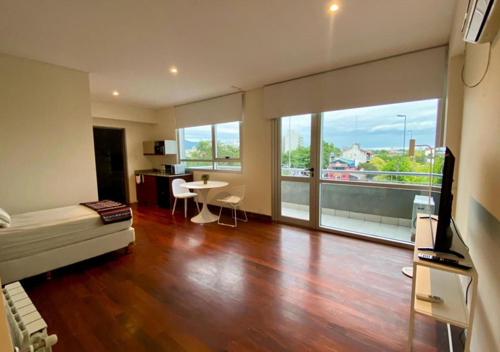 Roomie Salta By Dot Suites الغرفة الصورة